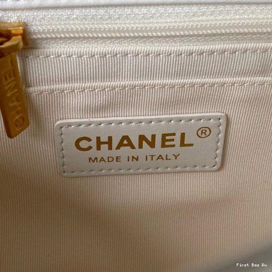 First Bag Ru BAG FLAP CHANEL 0822